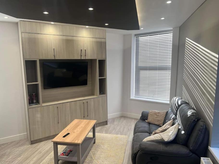 1 Bedroom Flat, Fully Furnished Kingston upon Hull Eksteriør bilde